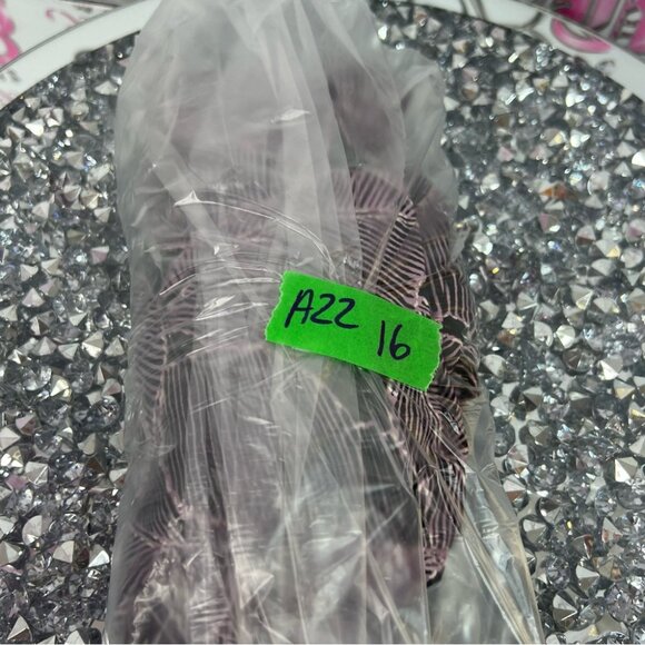 Laura top leaves Black and Pink Leaf Pattern Blouse - Picture 7 of 7